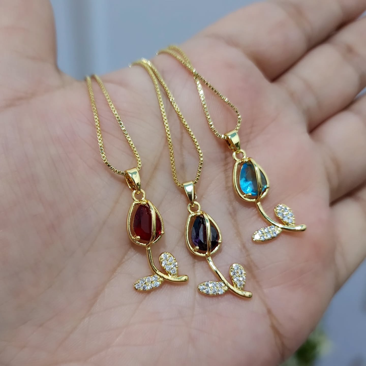 Collar Flor Tulipan + Caja de 🎁